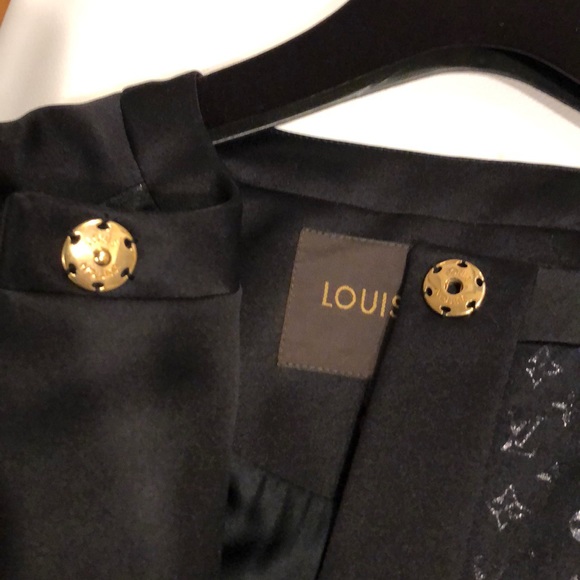 Authentic Louis Vuitton coat - Picture 12 of 16